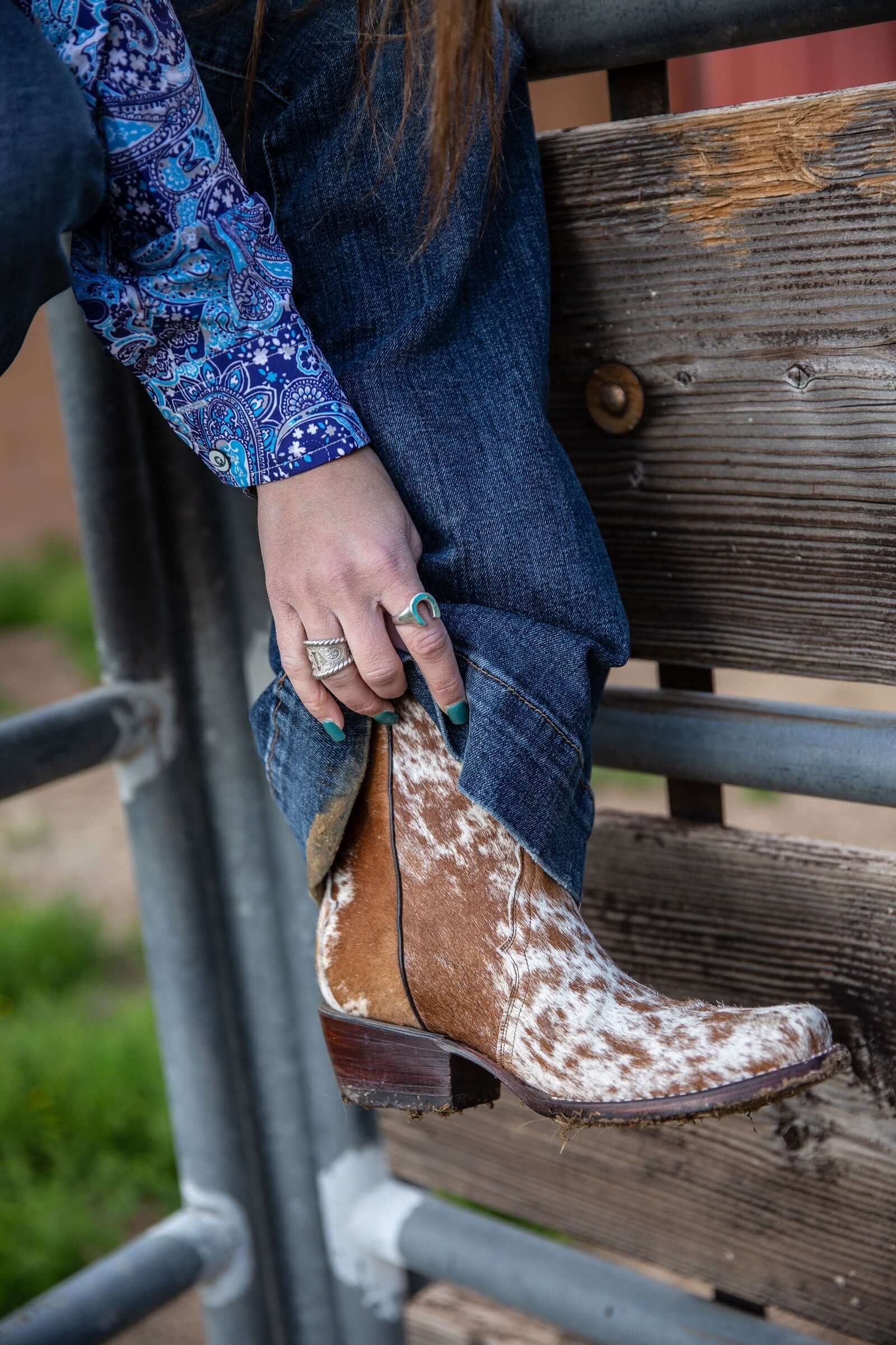 Close-up of Carmen boot snip toe