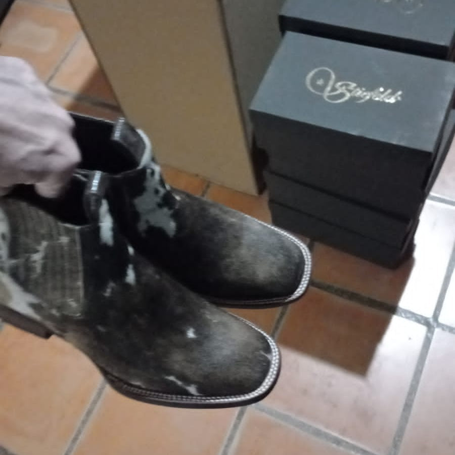 cowhide boots handmade in Mexico