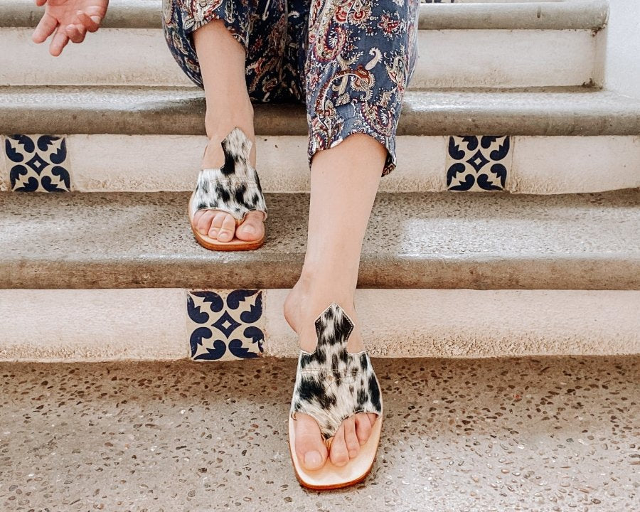 Luciana Hair - on - Hide Cowhide Sandals – Black & White - Stiefeld Boots