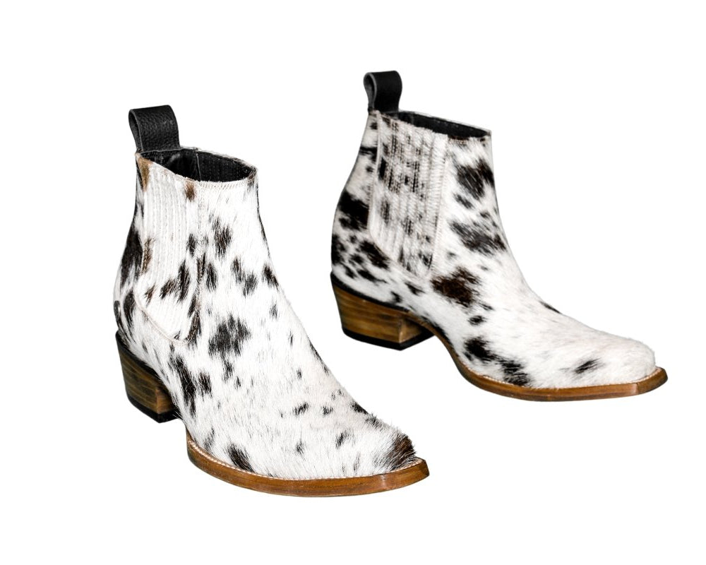 The Aurora Cowhide Boots – Size 10.5 US - Stiefeld Boots