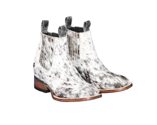 The Aurora Cowhide Boots – Size 6.5 US - Stiefeld Boots