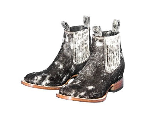 The Aurora Cowhide Boots – Size 7.5 US - Stiefeld Boots