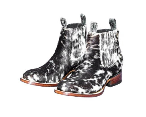 The Aurora Cowhide Boots – Size 9 US - Stiefeld Boots