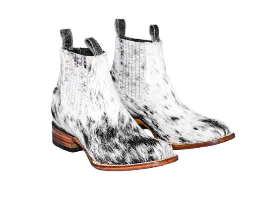 The Aurora Cowhide Boots – Size 9.5 US - Stiefeld Boots