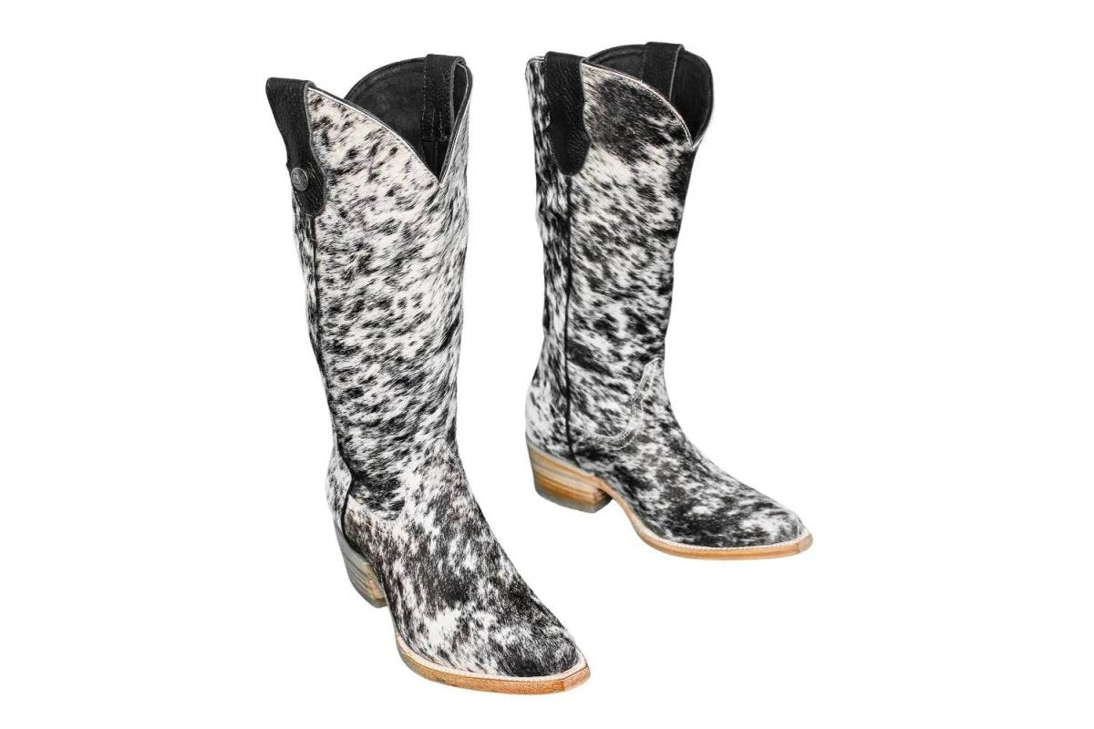 The Dakota Cowhide Boots - Size 6.5 US Stiefeld Boots