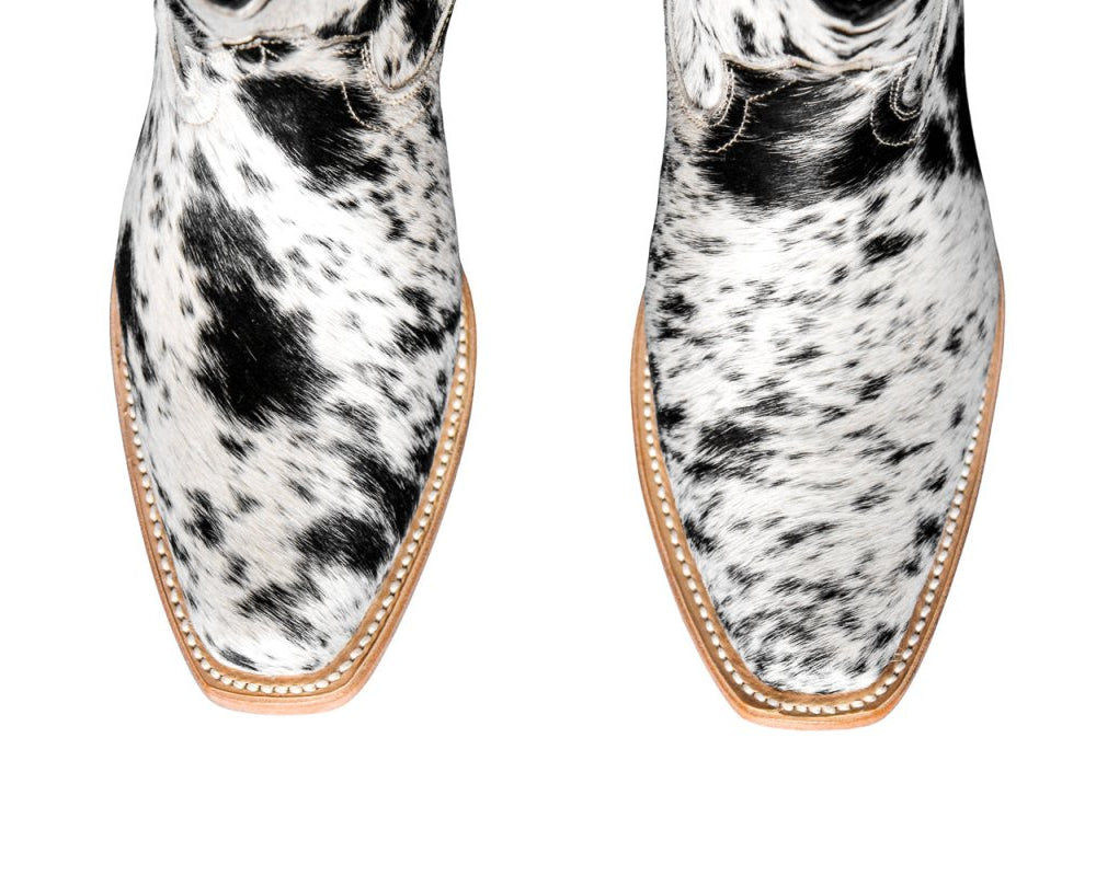 The Loretta Cowhide Boots - Size 7 US - Stiefeld Boots