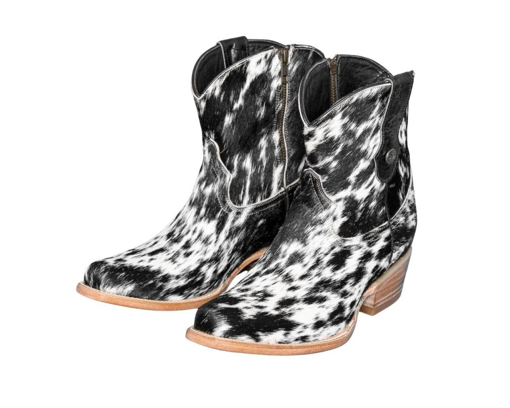 The Loretta Cowhide Boots - Size 8 US