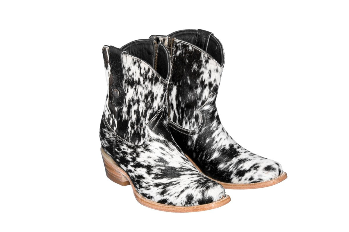 The Loretta Cowhide Boots - Size 8.5 US - Stiefeld Boots