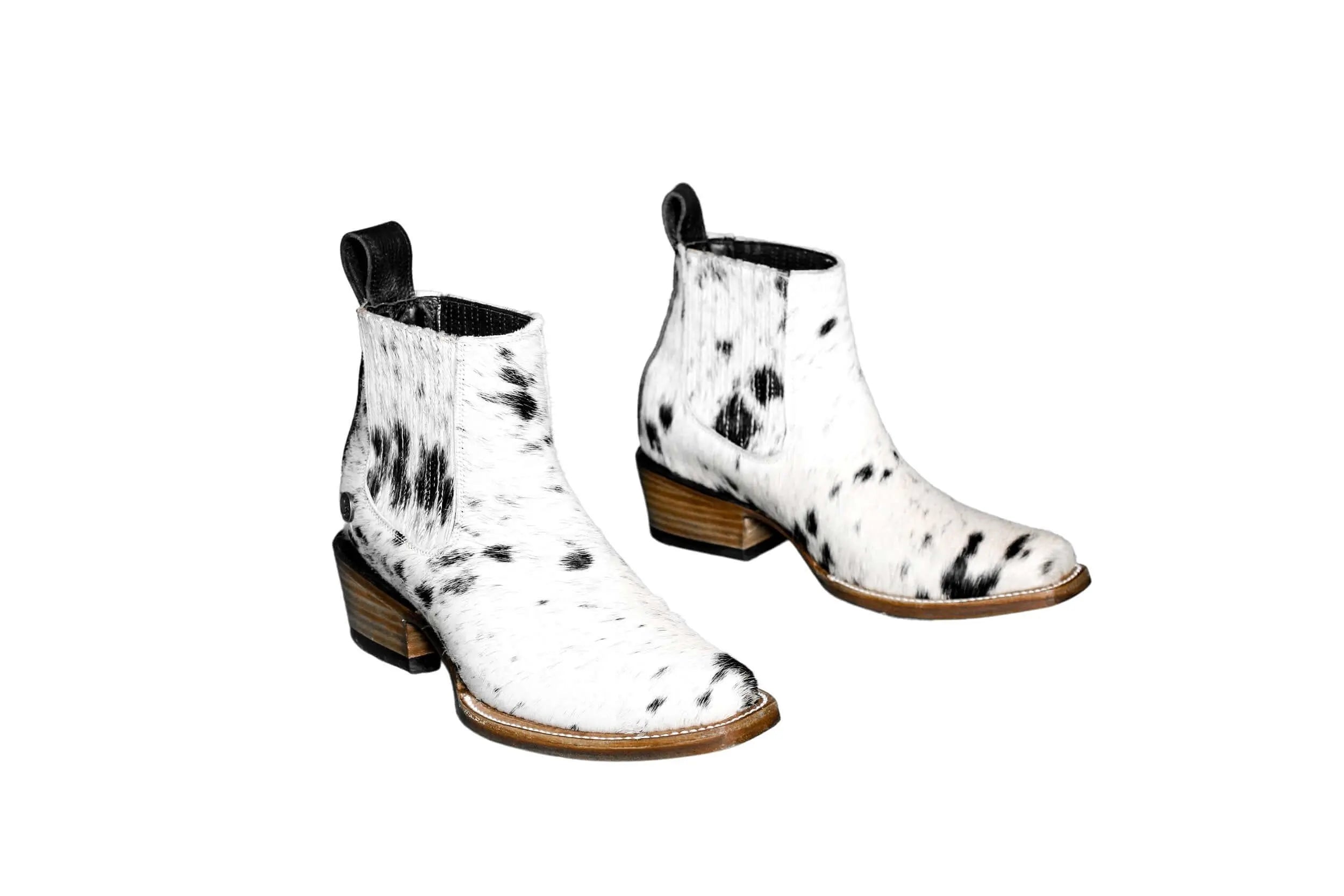 Aurora Cowhide Boots – Size 6 – Handmade Western Boots for Women