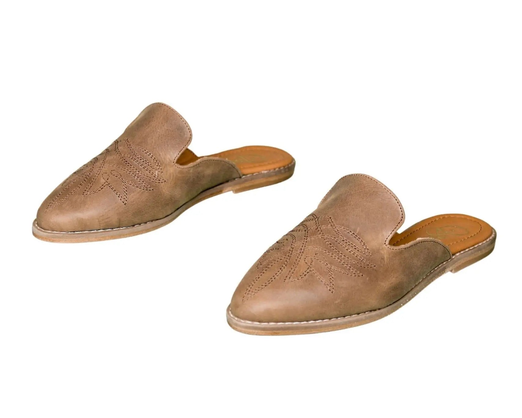 Abby Cowhide Mules – Brown Leather – Western Stitch Detail