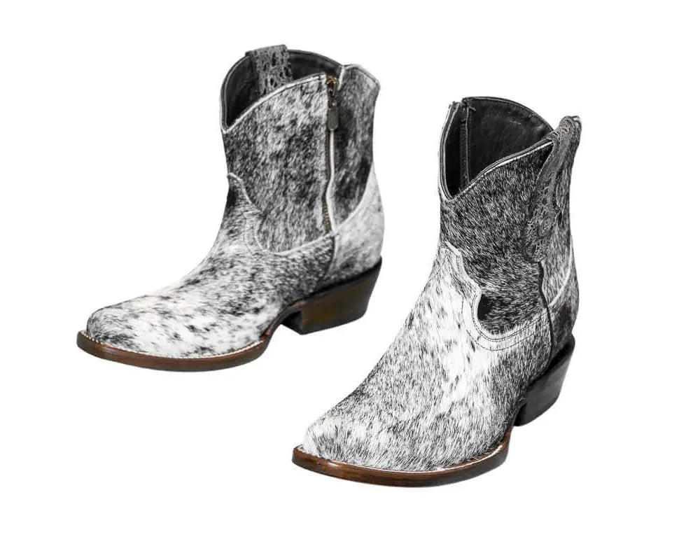 Loretta Cowhide Boots – Size 6 – Western Boots for Women