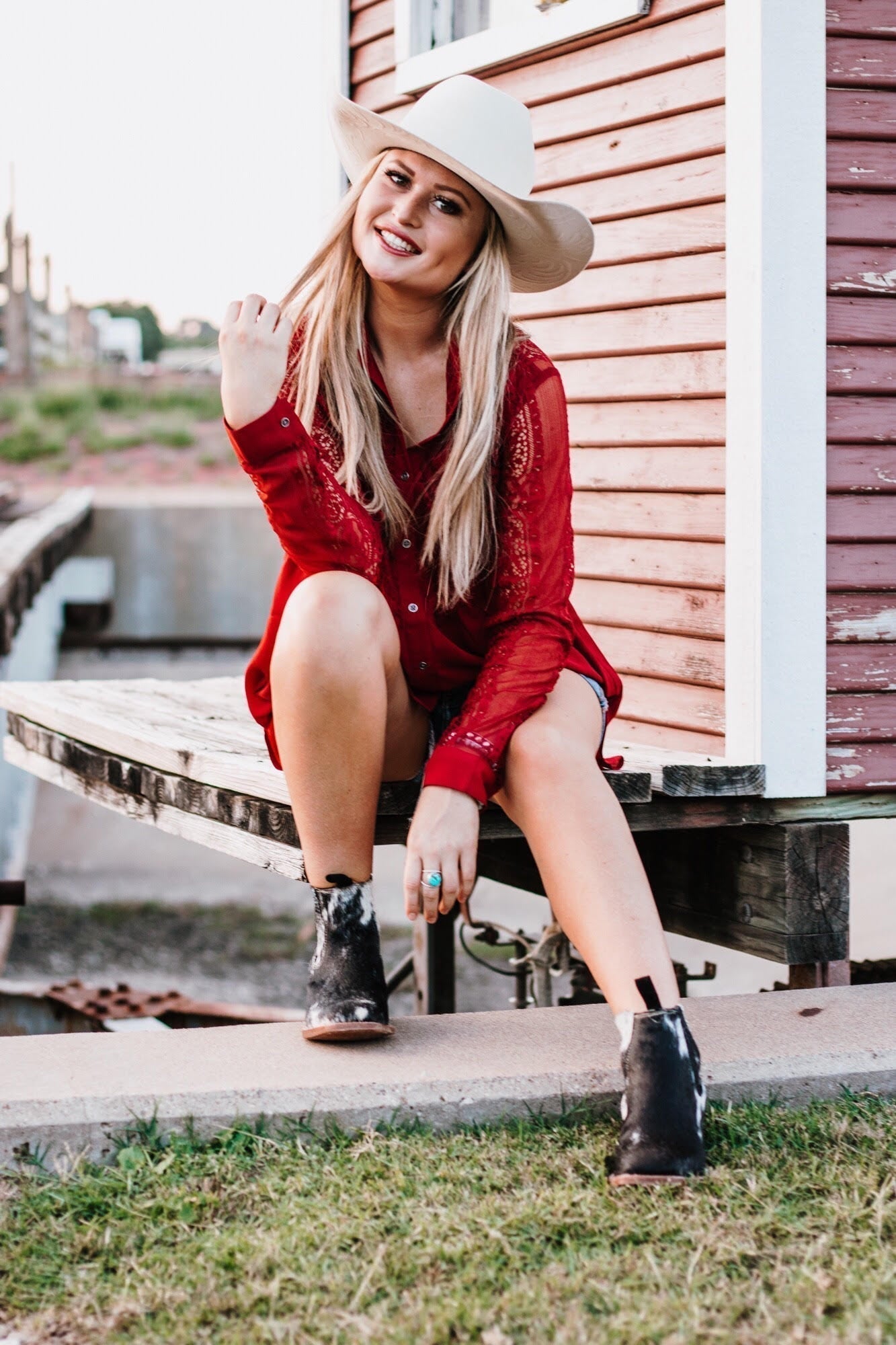 How to Style Cowhide Boots for Every Season | Stiefeld Boots How to Style Cowhide Boots for Every Season | Stiefeld Boots