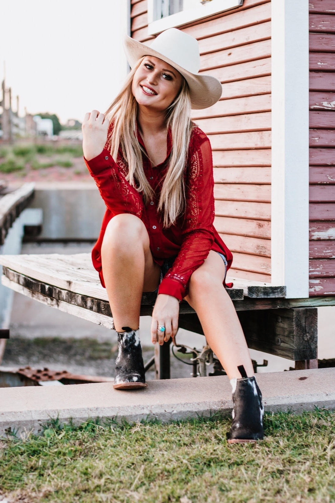How to Style Cowhide Boots for Every Season | Stiefeld Boots - Stiefeld Boots
