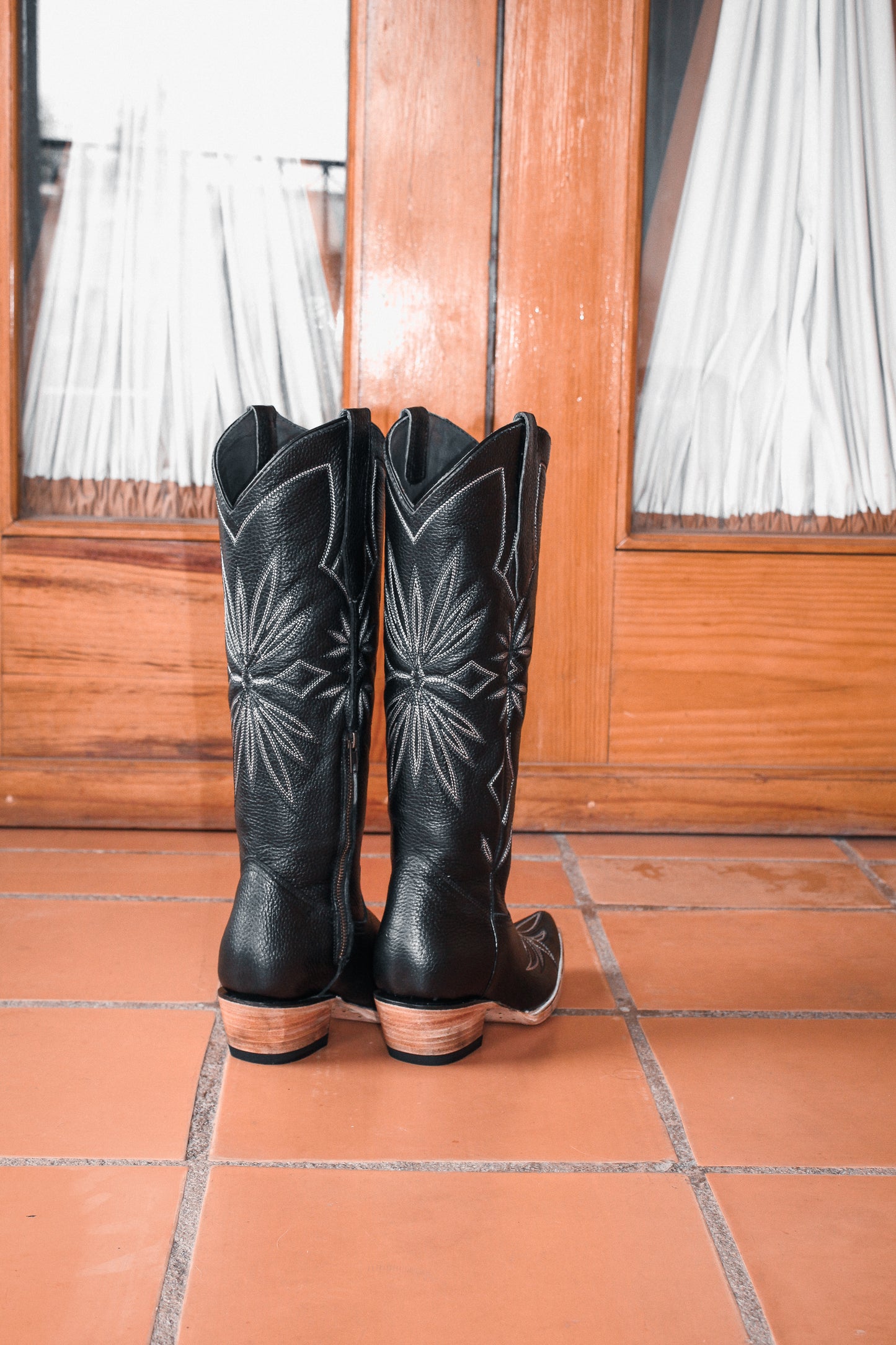 The Lorraine Knee-high Boots - Black