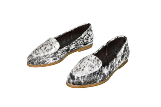 Gretta Cowhide Loafers – Hair-on Hide Almond Toe Western Loafers – Size 9