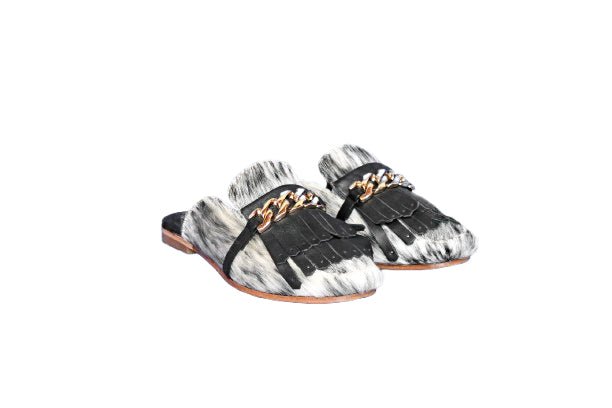 Flat leather sole of Ines western fringe mule, handmade in León Mexico