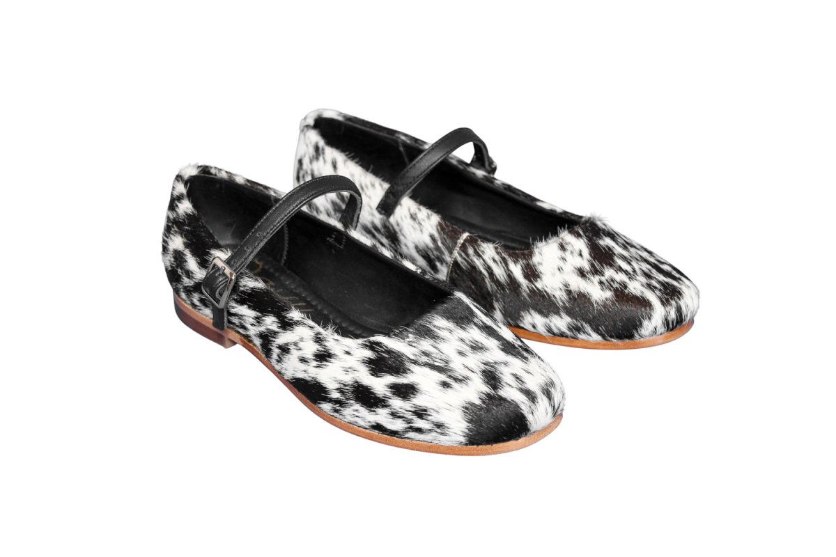 The Cassandra Cowhide Shoes – Size 6 - Stiefeld Boots