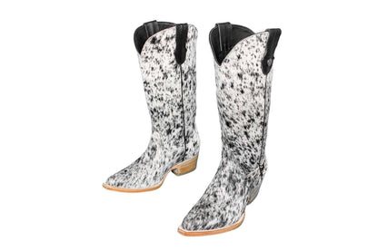 Dakota Cowhide Leather Boots - Size 7.5 - Western Style Footwear for Women