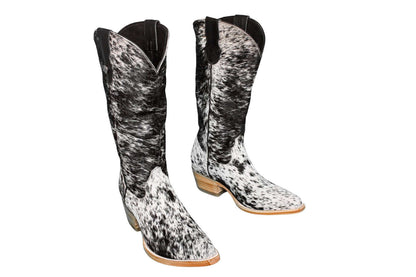 Dakota Cowhide Leather Boots - Size 8.5 - Western Style Footwear for Women