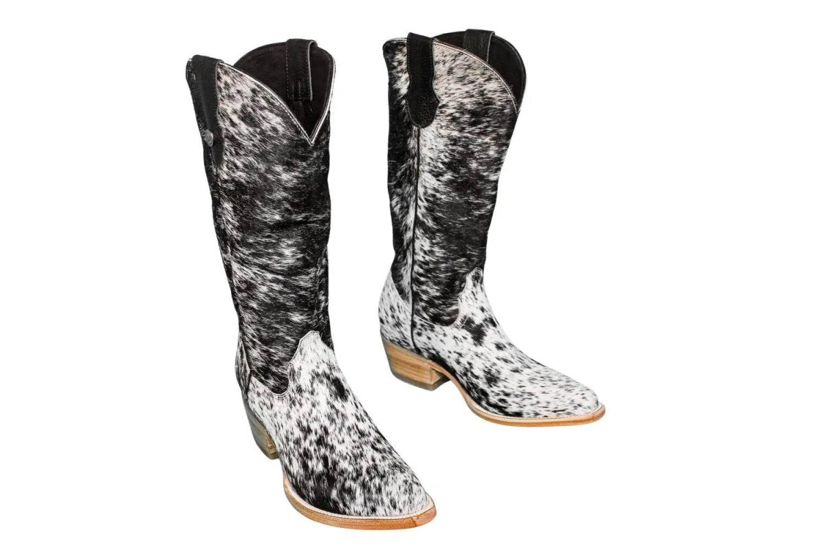 The Dakota Cowhide Boots - Size 8.5 US Stiefeld Boots