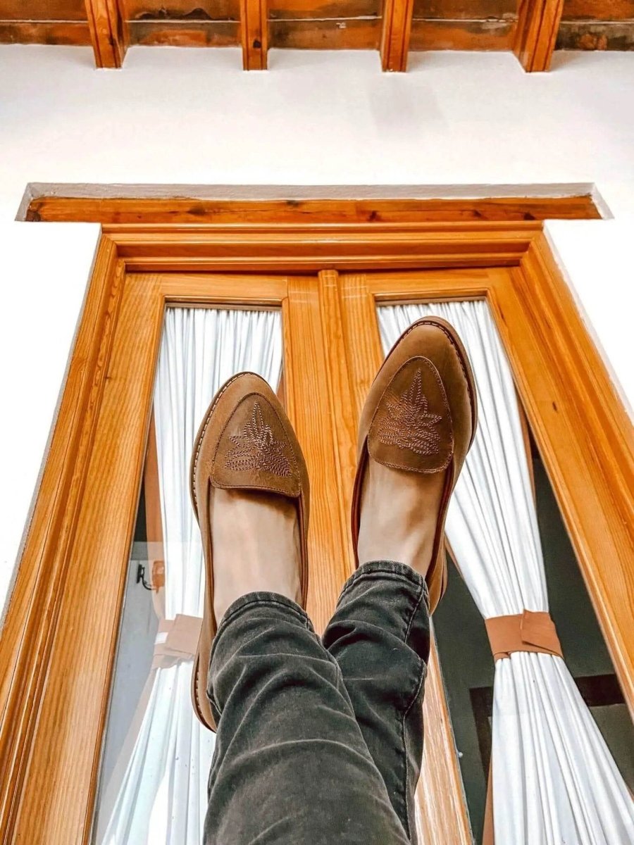 Gretta Cowhide Loafers – Brown Leather Almond Toe Western Loafers