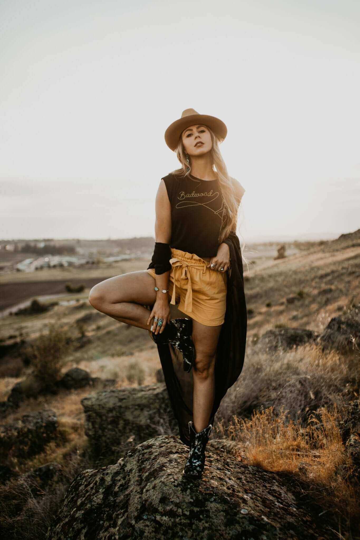 The Loretta Boots - Black & White - Wholesale - PREORDER - Stiefeld Boots