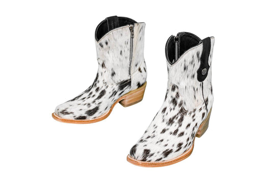 Loretta Cowhide Boots – Size 7 – Western Boots for Women