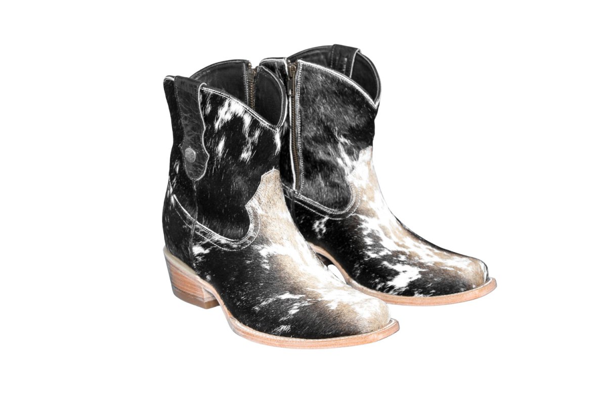 The Loretta Cowhide Boots - Size 9 US - Stiefeld Boots
